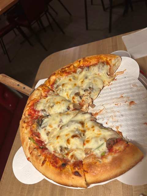 Pizza Palace — photo 3