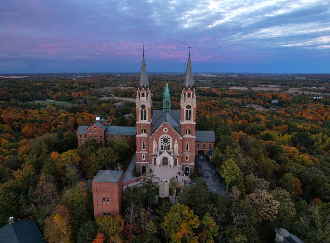 Holy Hill - Basilica and National Shrine of Mary Help of Christians — photo 2