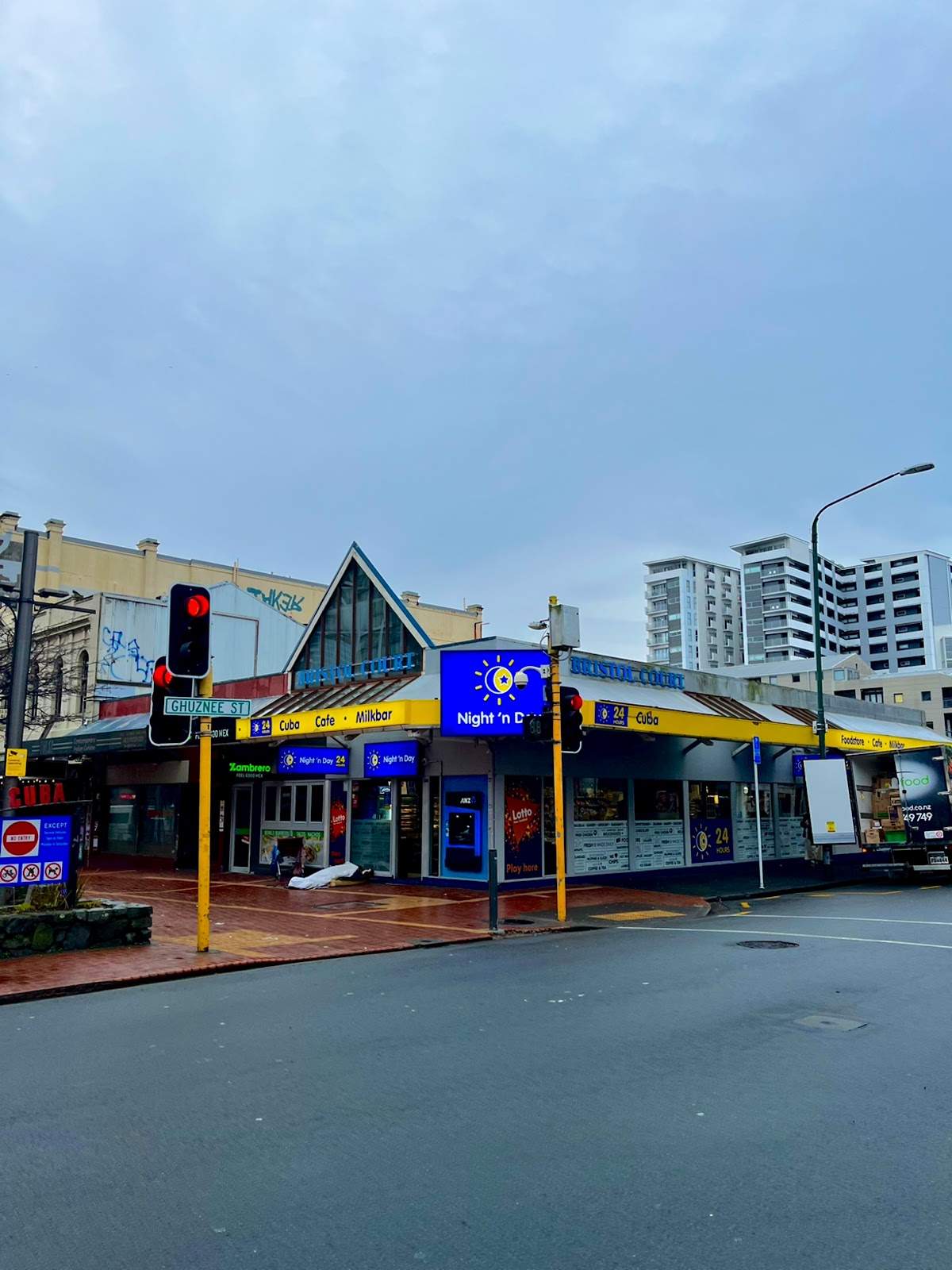 Night 'n Day Cuba Street — photo 1