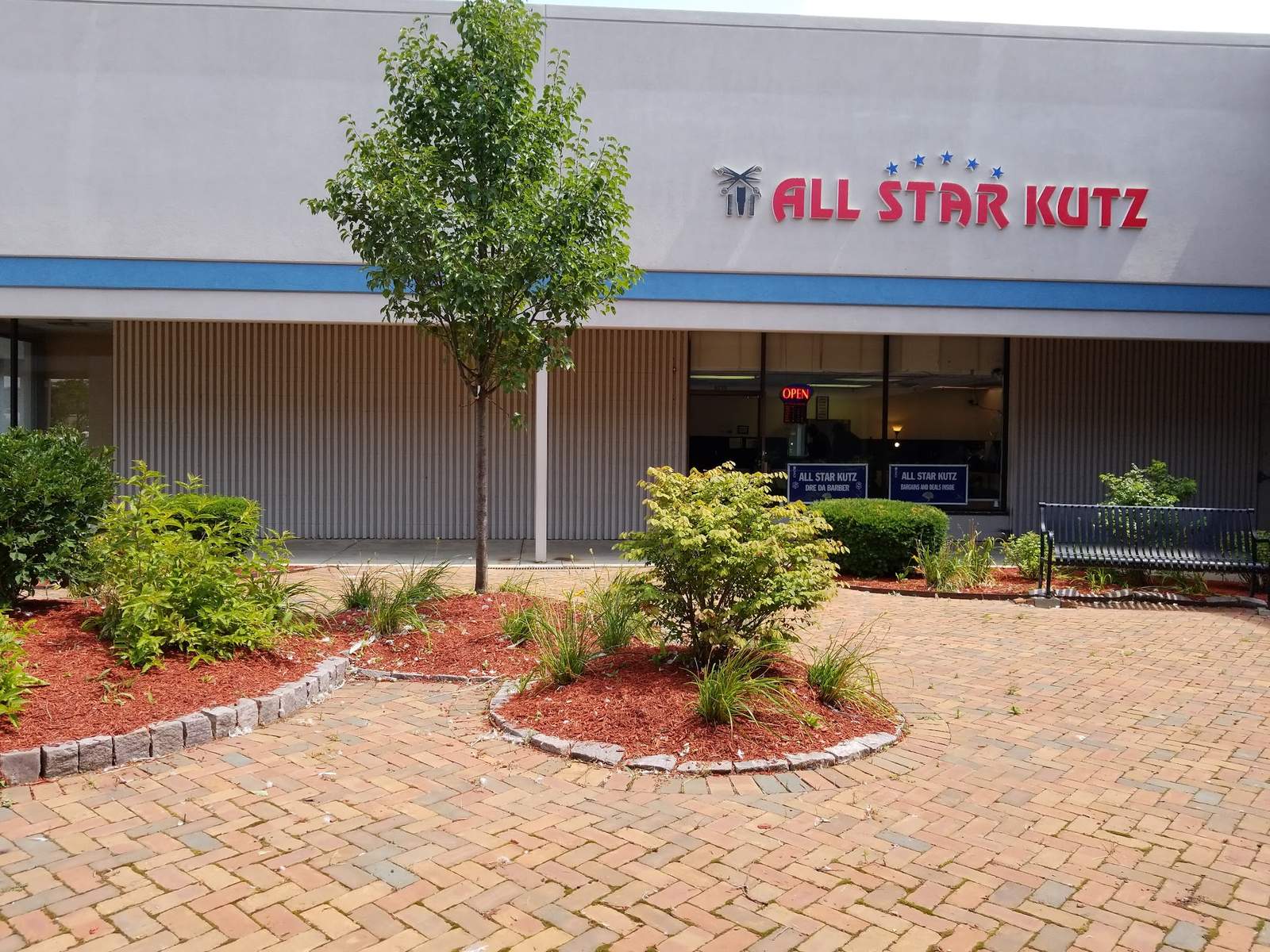 Dre's All Star Kutz — photo 3