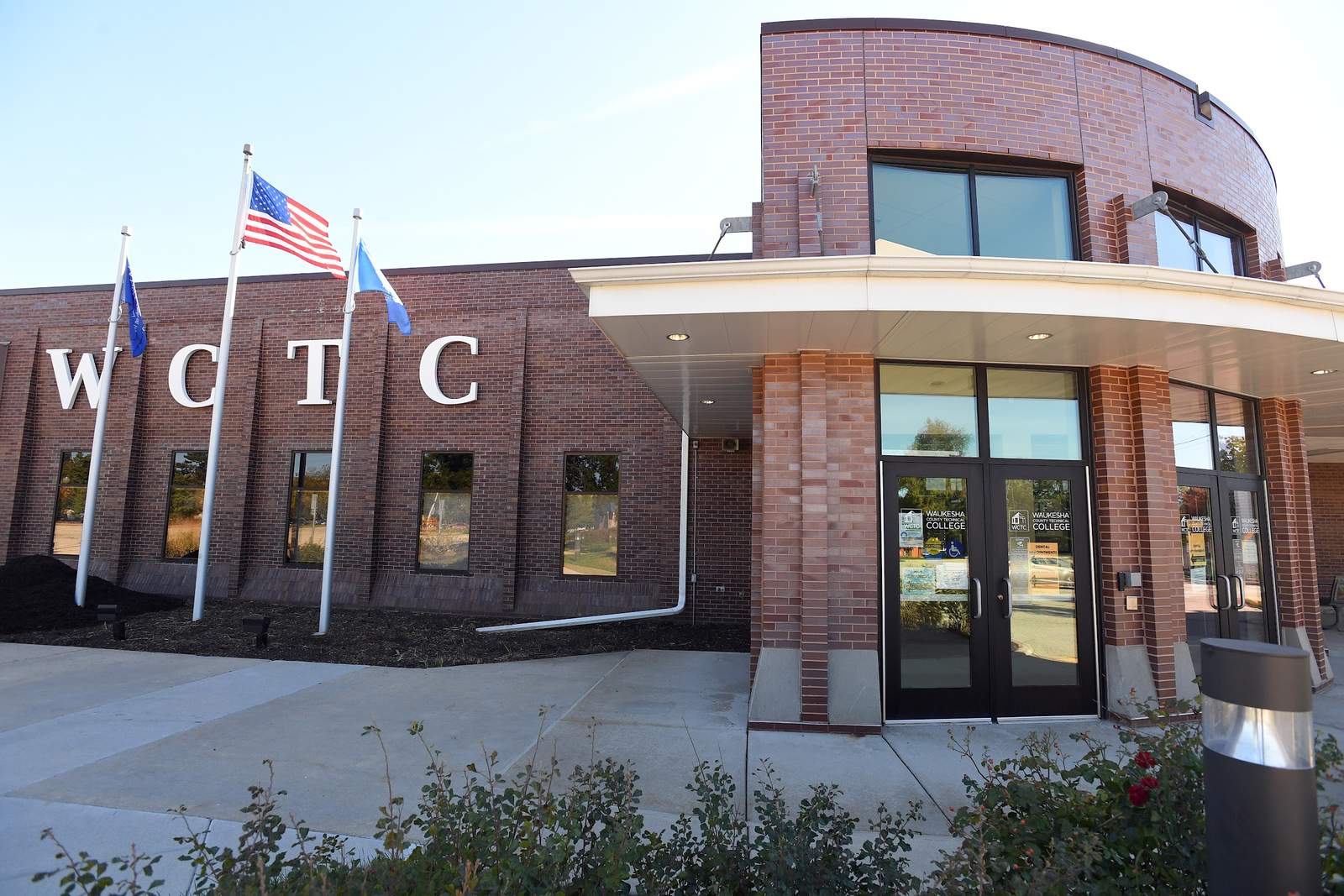 WCTC Waukesha Campus (Waukesha County Technical College) — photo 1