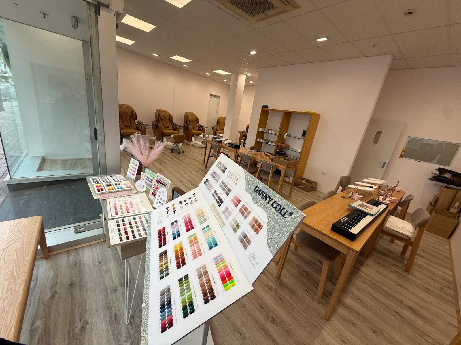 VELVET Nail Room — photo 1
