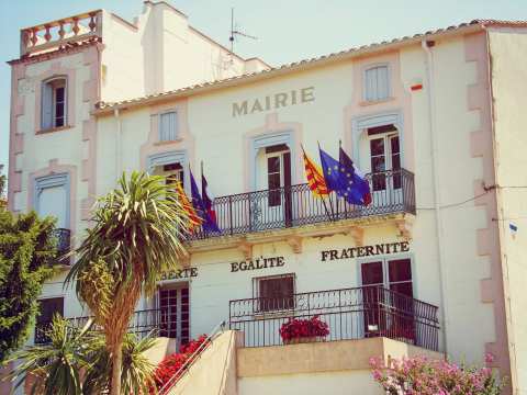 Mairie de Laroque-des-Albères — photo 2