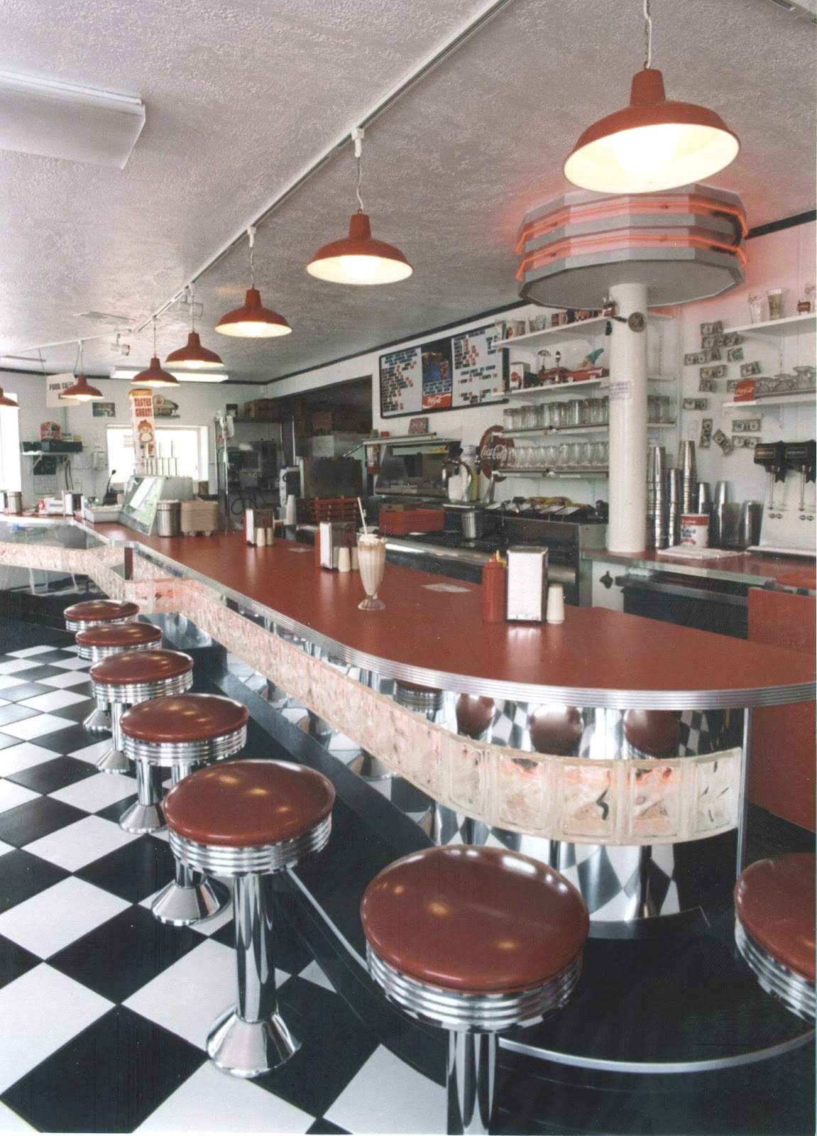 Wayne's Drive-In — photo 1