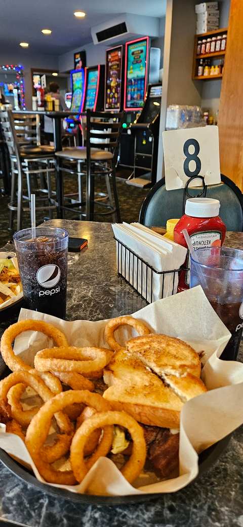 JAAAGZ Bar and Grill — photo 2
