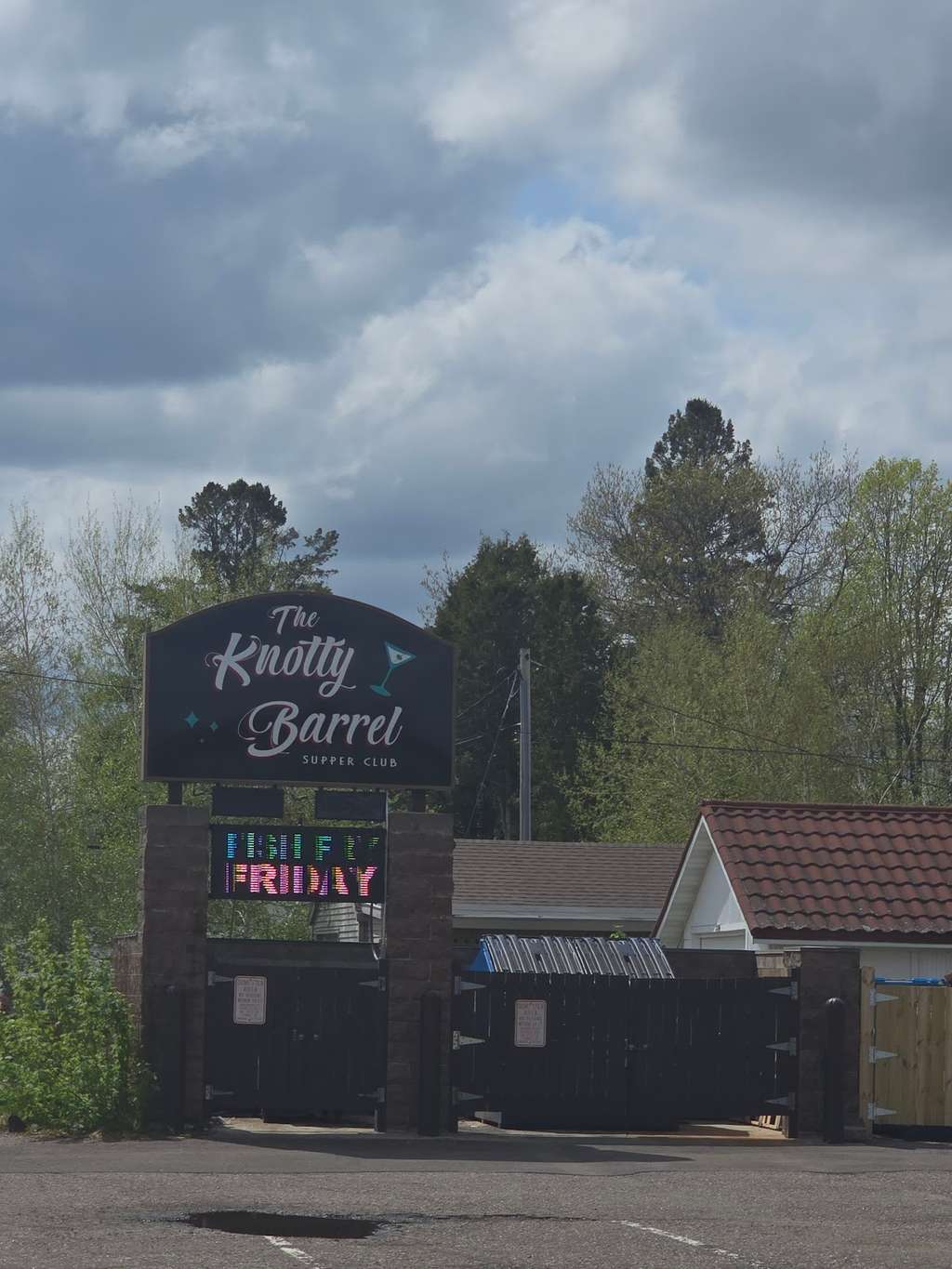 Knotty Barrel Supper Club