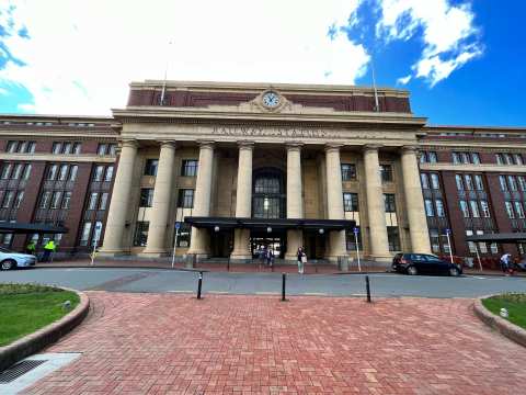 Wellington Station — photo 2