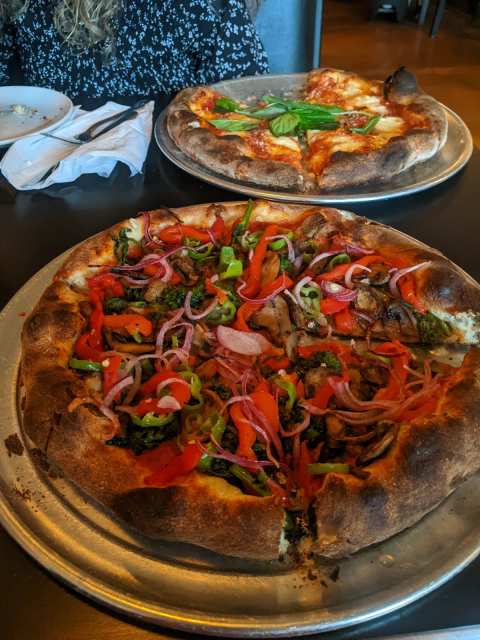 8 Fifty Wood Fired Pizza — photo 3