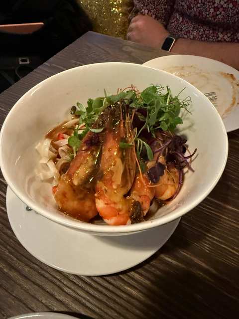 Tonic Bar & Bistro — photo 3