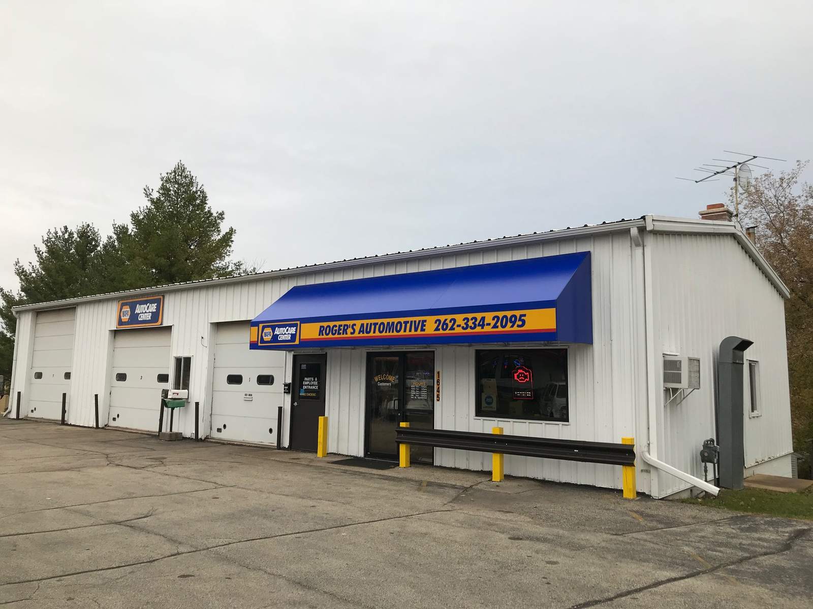Roger's Automotive Services — photo 1