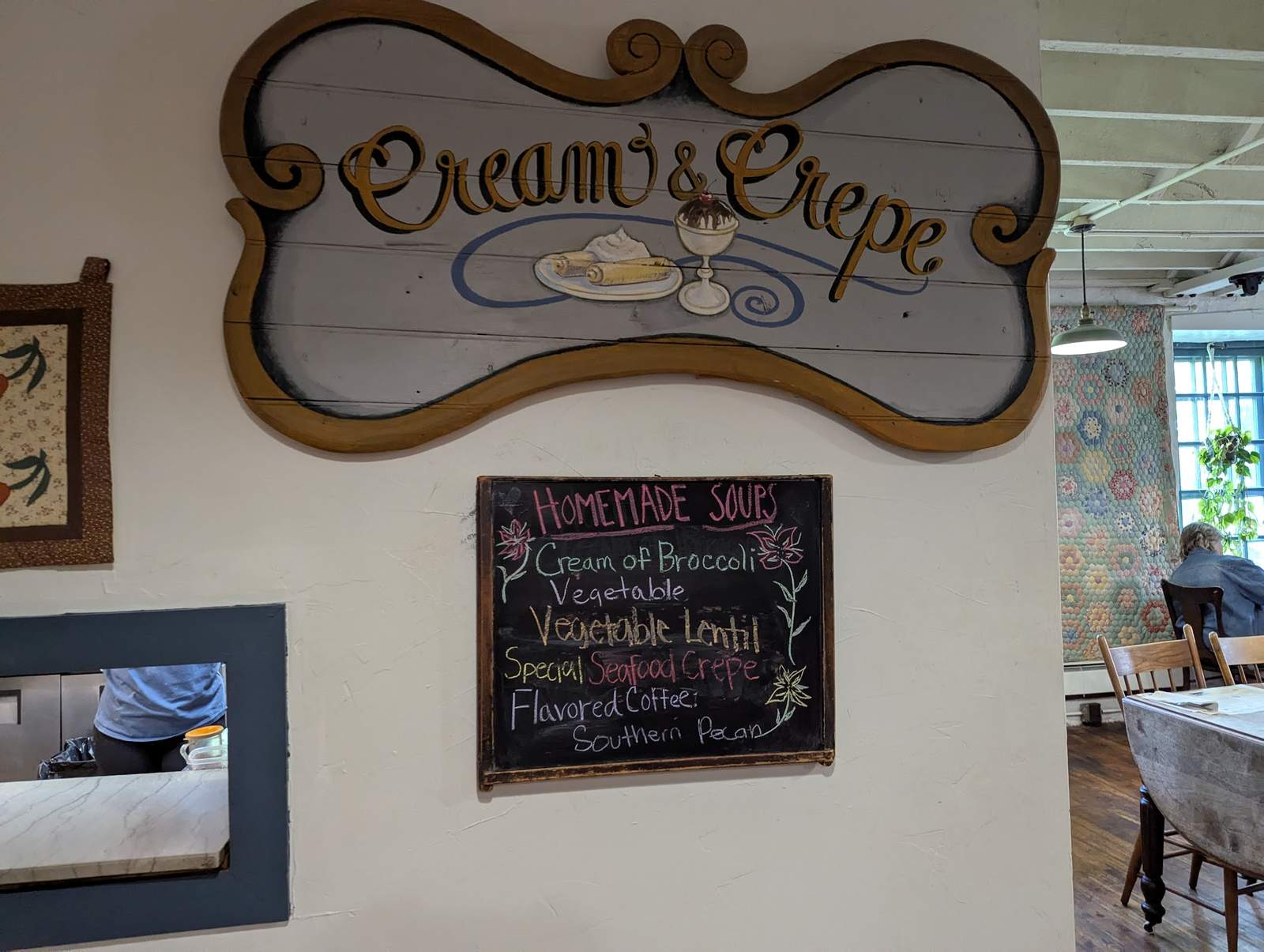 Cream & Crepe Cafe — photo 9