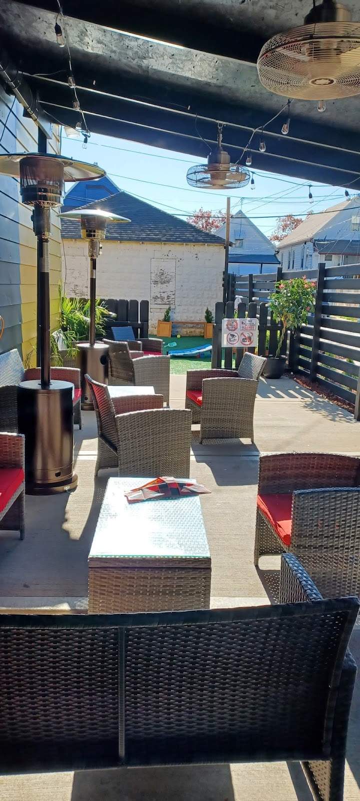 Los Gordos — photo 1