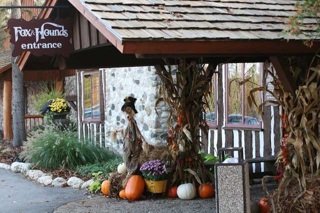The Fox & Hounds Restaurant & Tavern