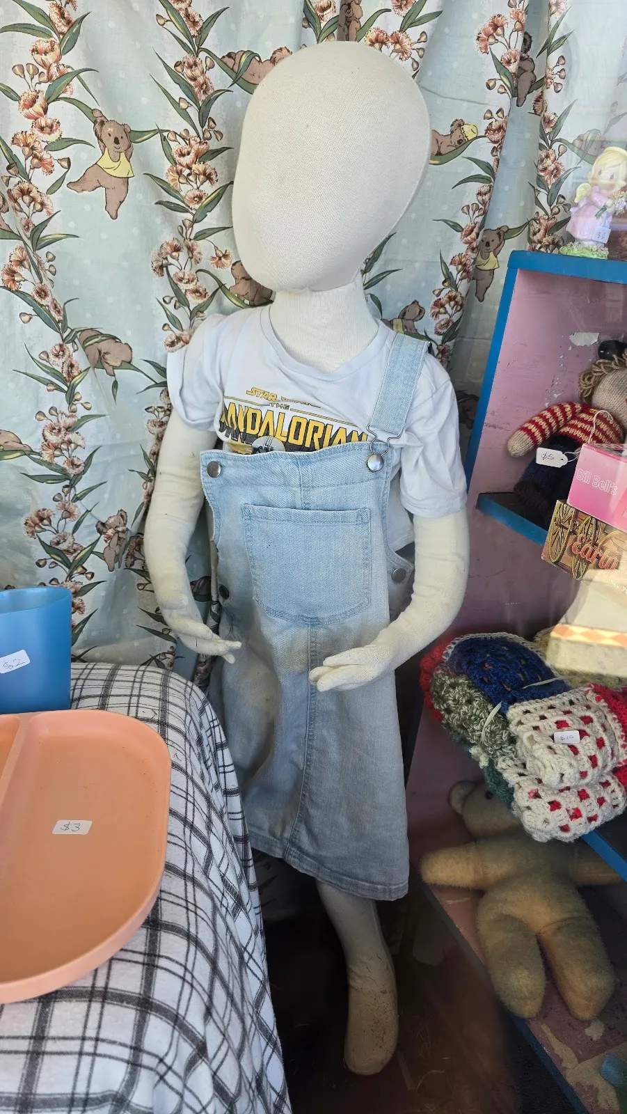 HUHA Charity Shop — photo 4