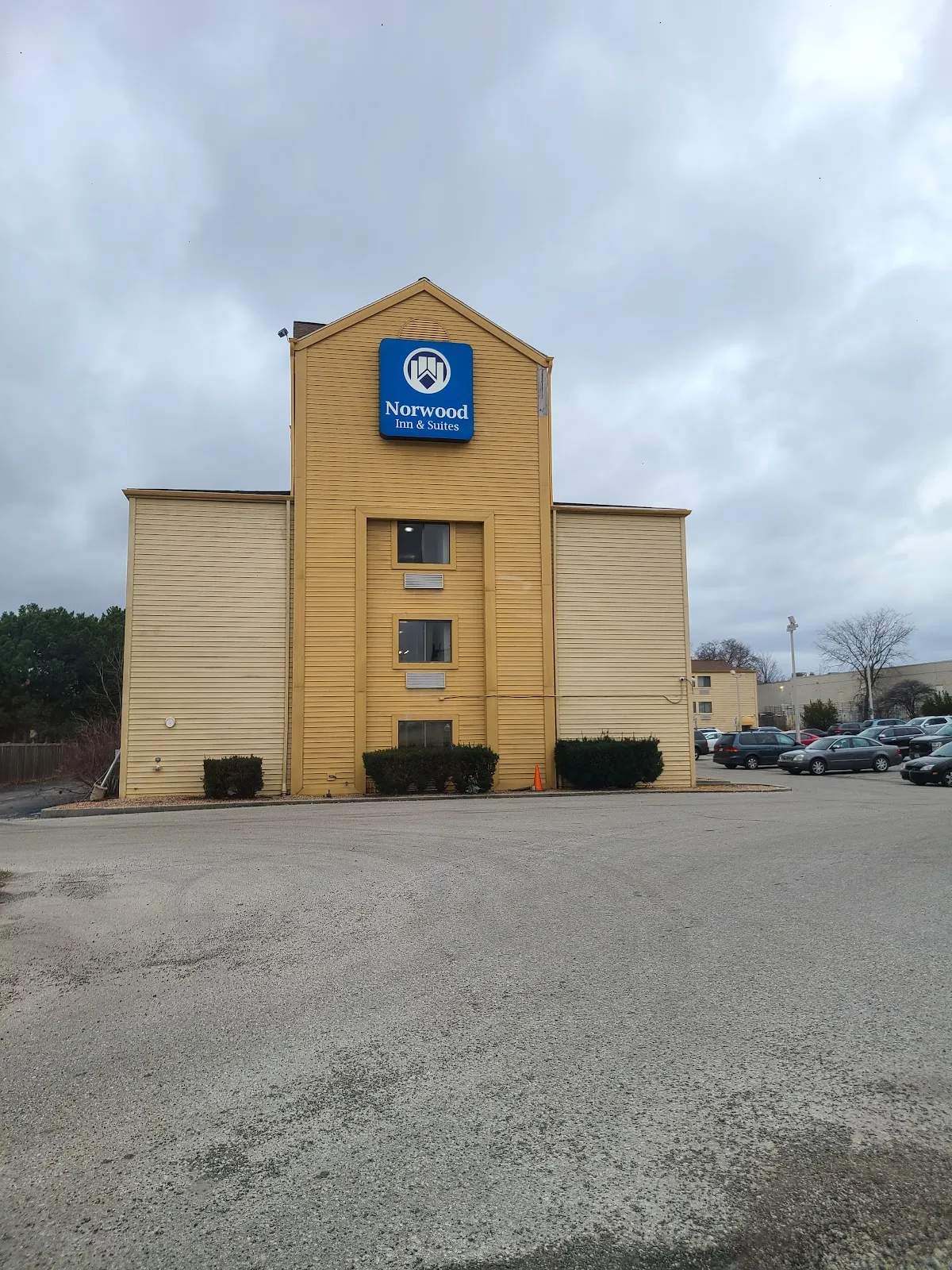 Hotel Inn Milwaukee — photo 1