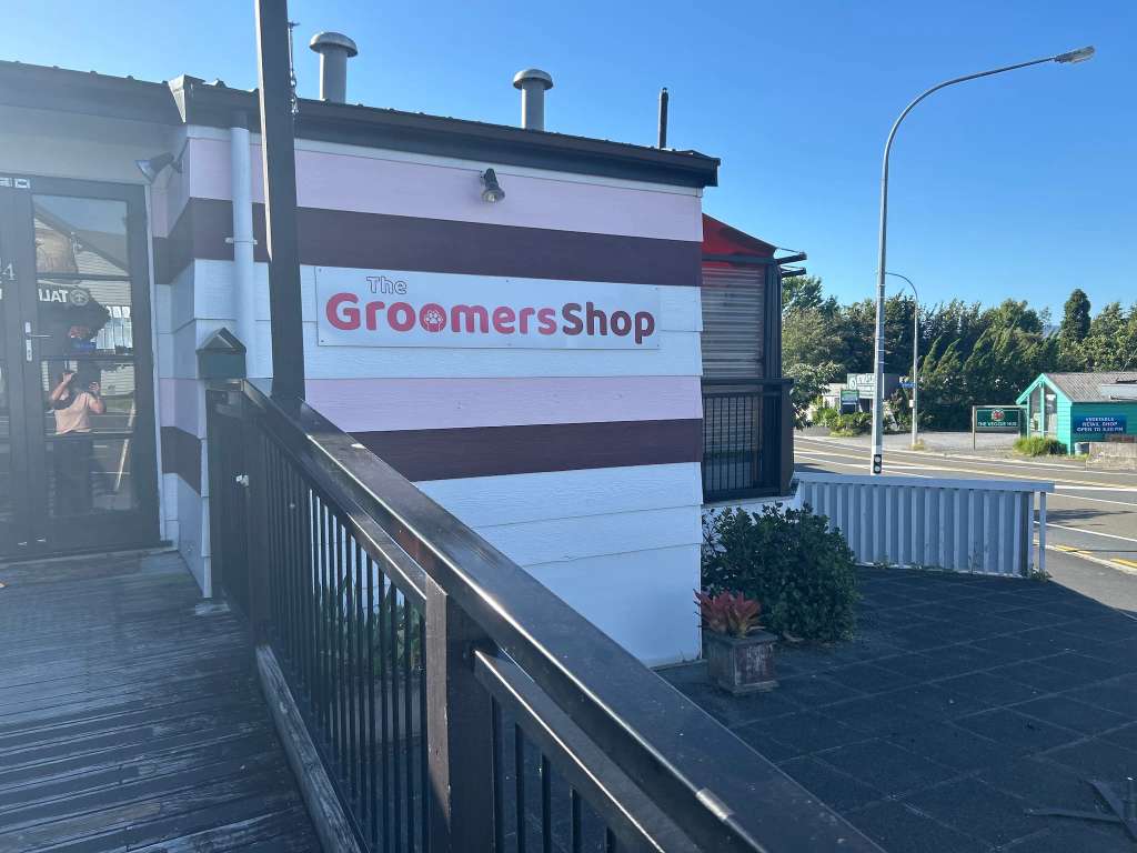 The Groomers Shop