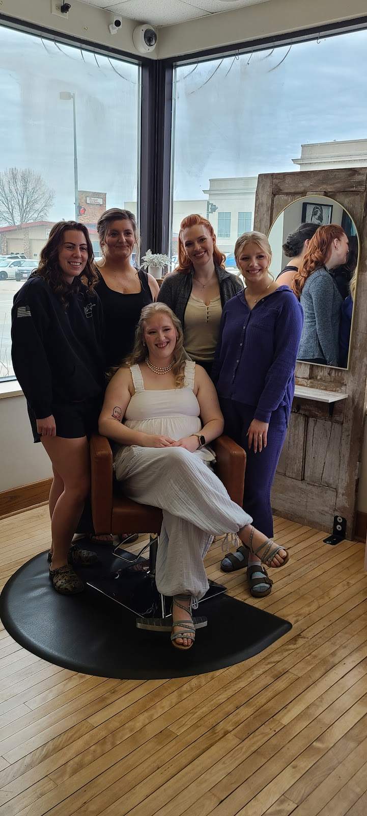Untangled Salon — photo 3