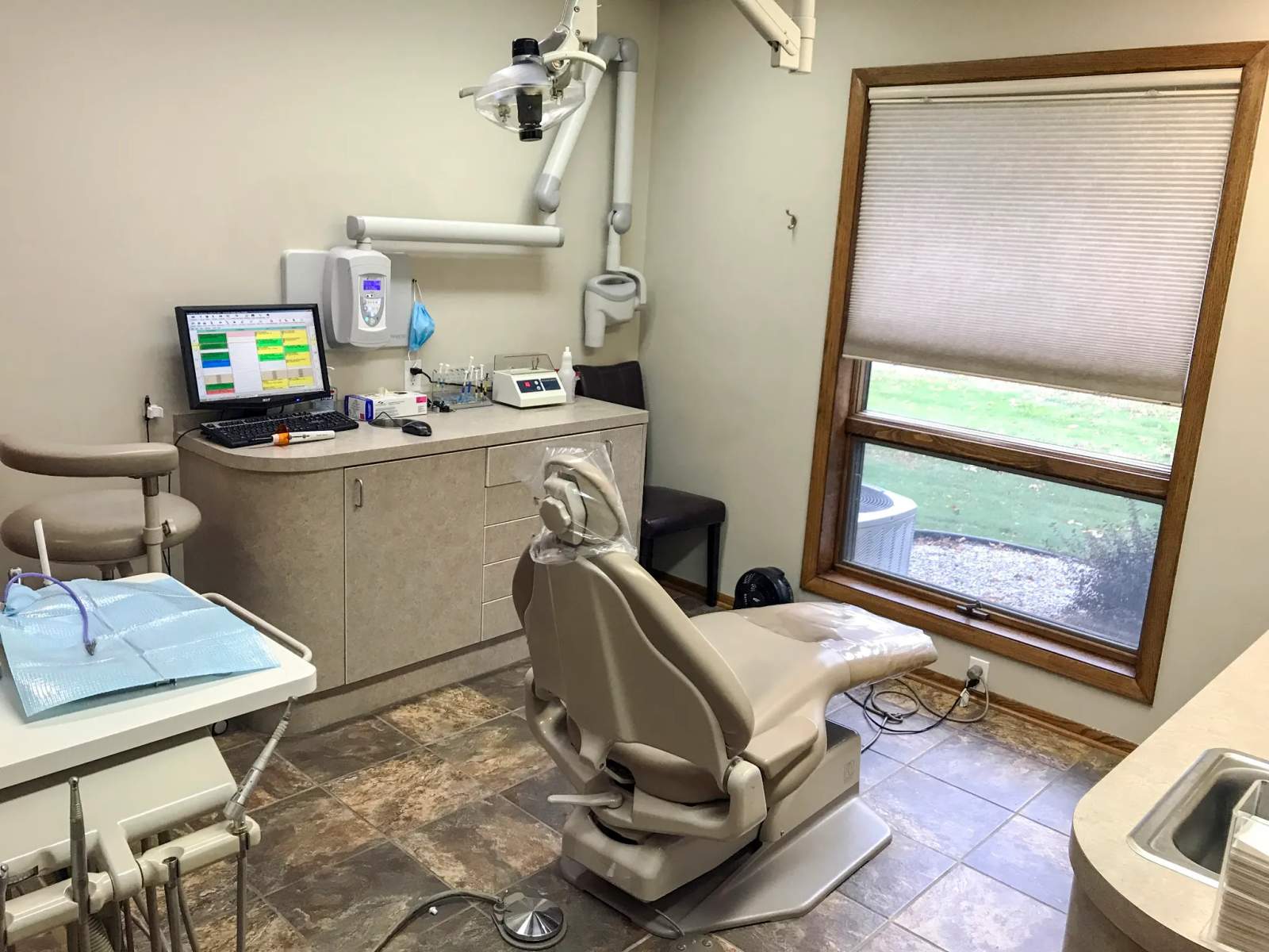 RLJ Dental — photo 1