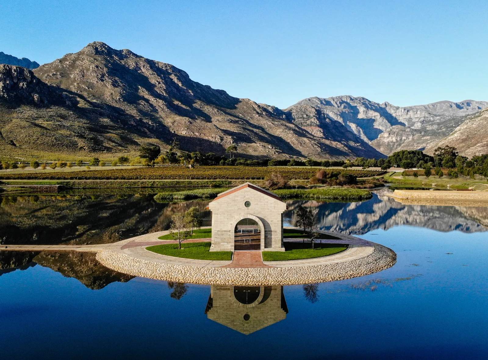 La Roche Estate, Franschhoek — photo 1