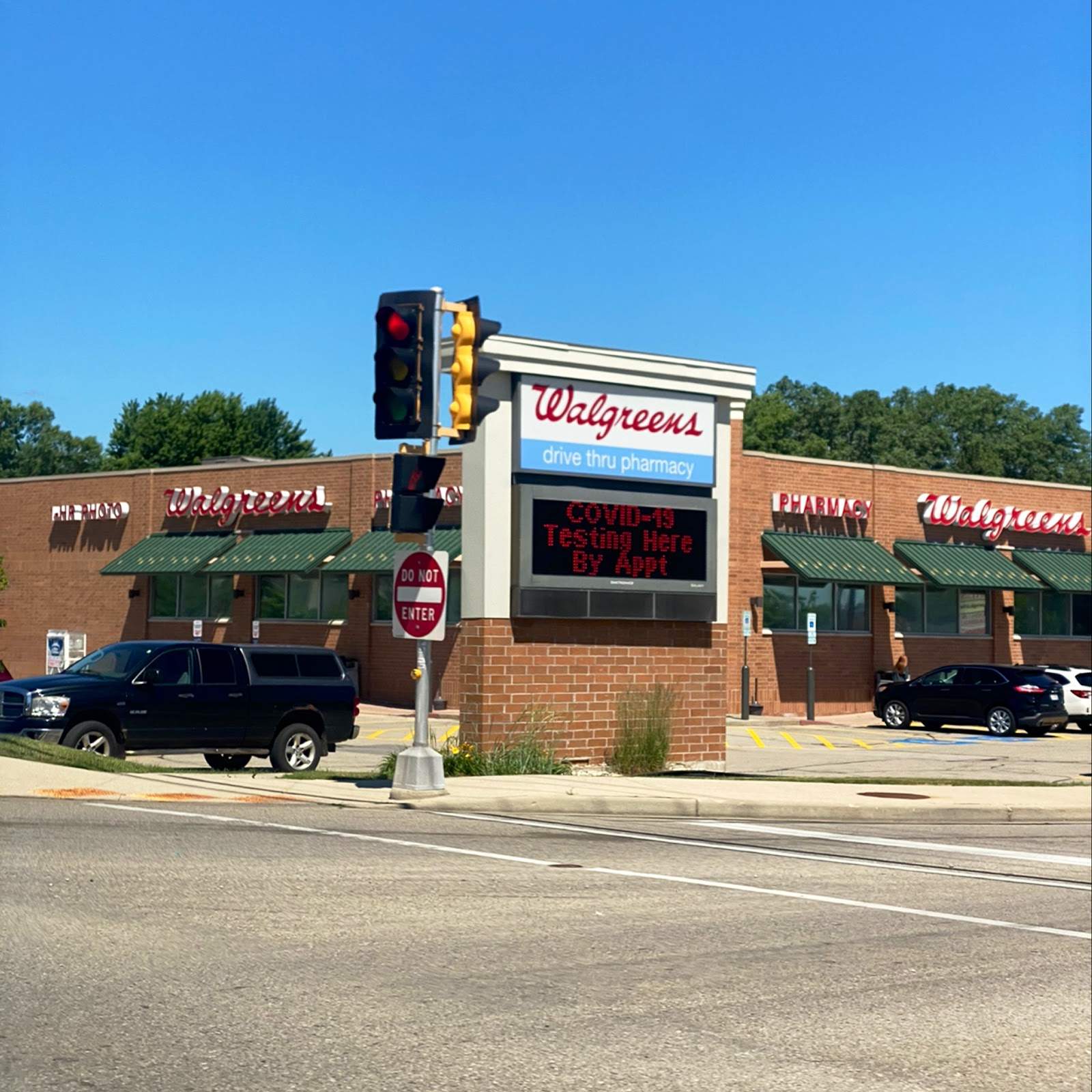 Walgreens — photo 1