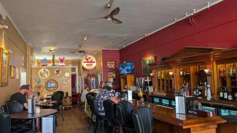 Tangled Hickory - Full Bar - Food - Game Room — photo 3