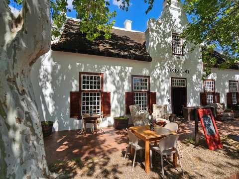 Avignon House & Café — photo 3