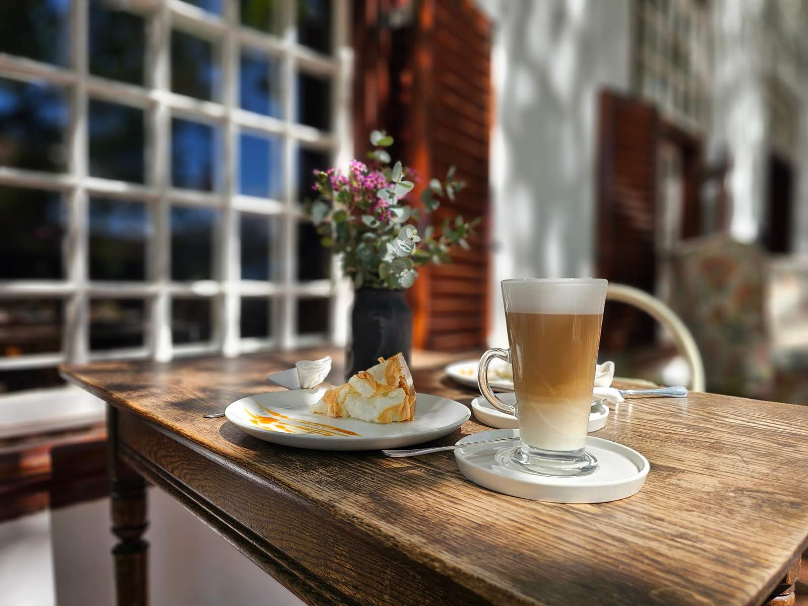 Avignon House & Café — photo 4