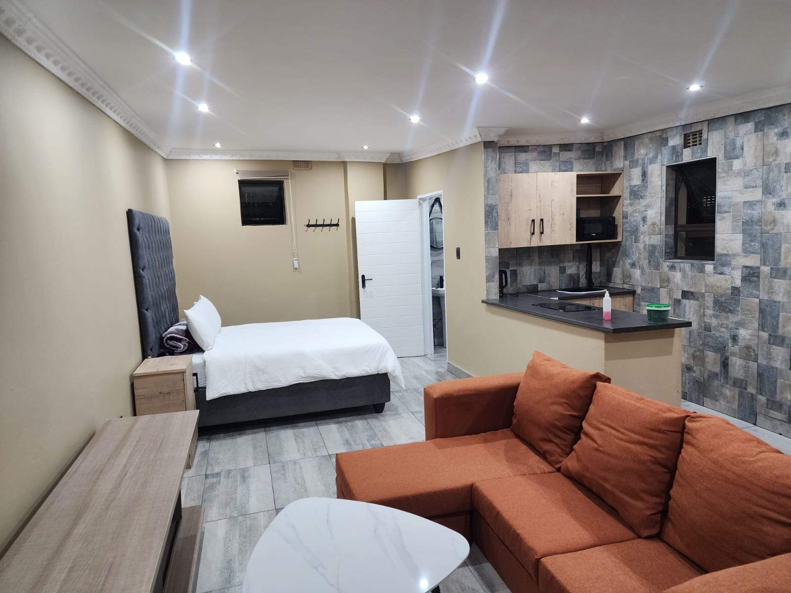 ARCON ACCOMMODATION — photo 1