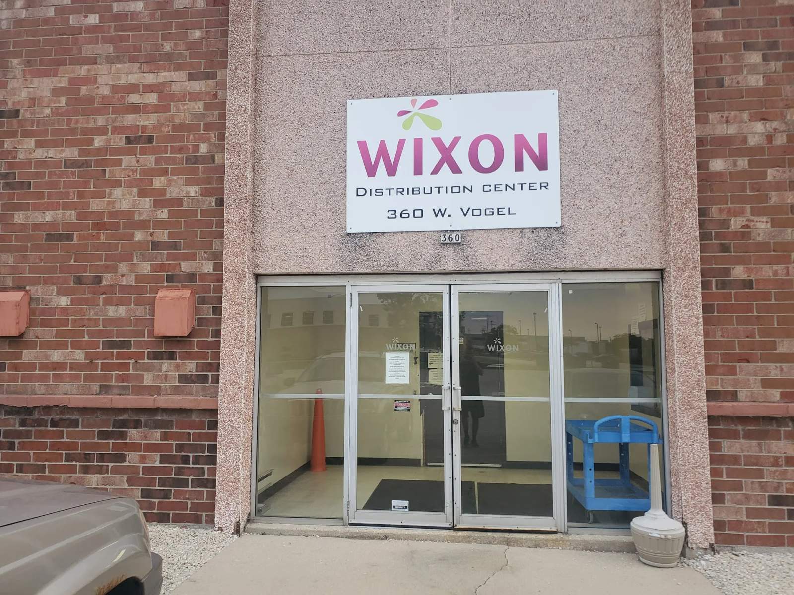 Wixon Distribution Center — photo 8