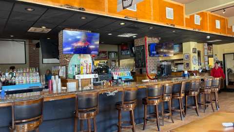 Toucans Bar & Grill — photo 3