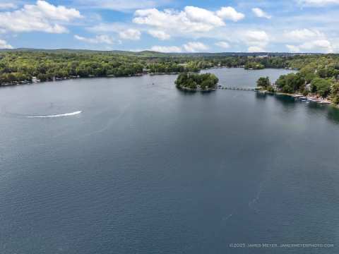 Crystal Lake — photo 3
