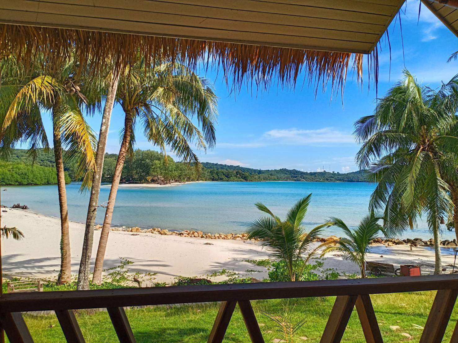 Tolani Beach — photo 3