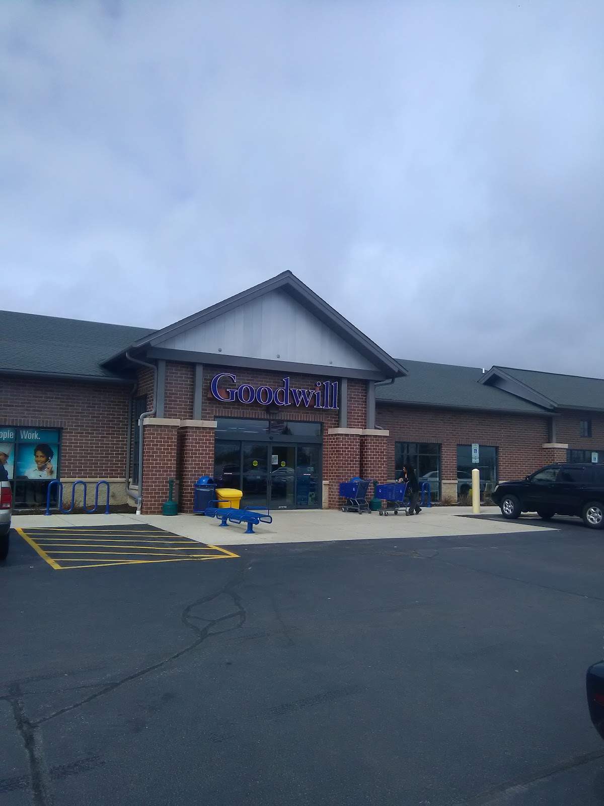 Goodwill Store & Donation Center — photo 1