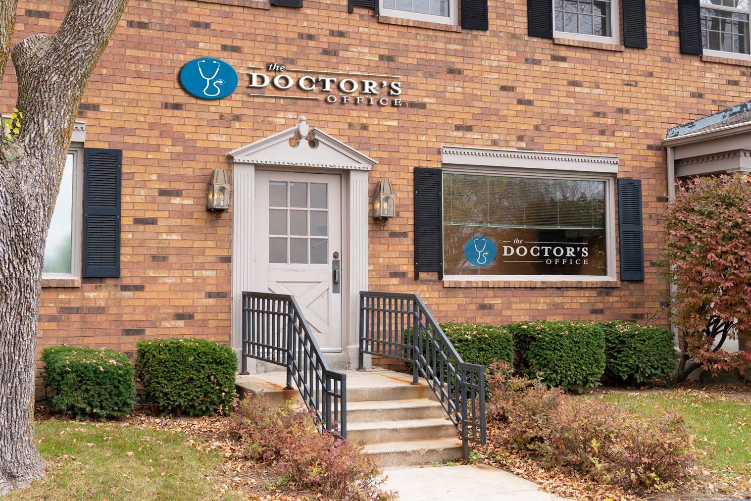 The Doctor's Office — photo 1