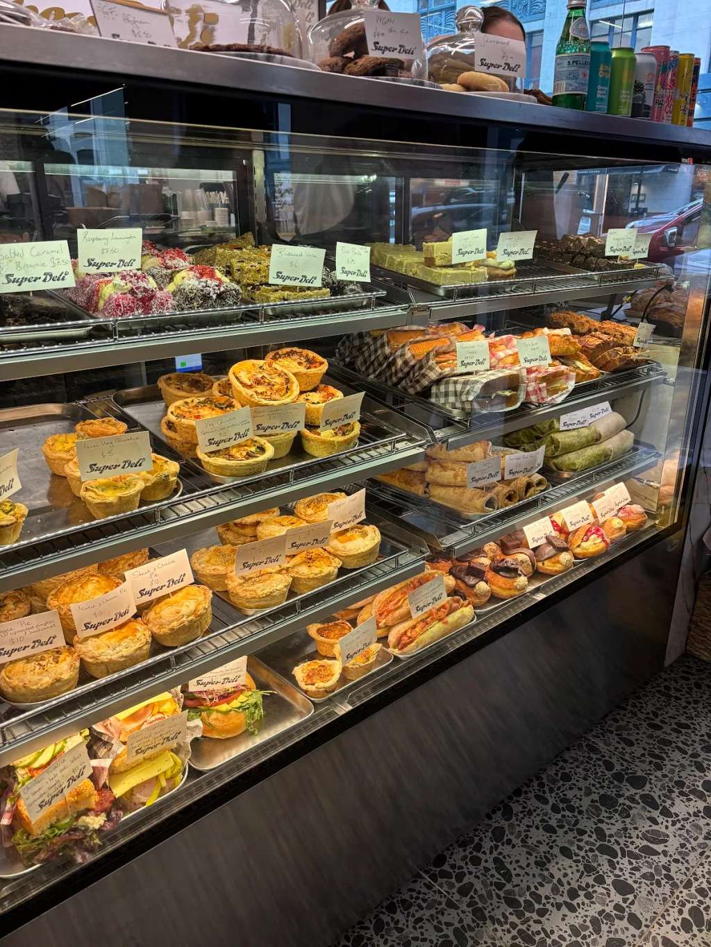 Super Deli
