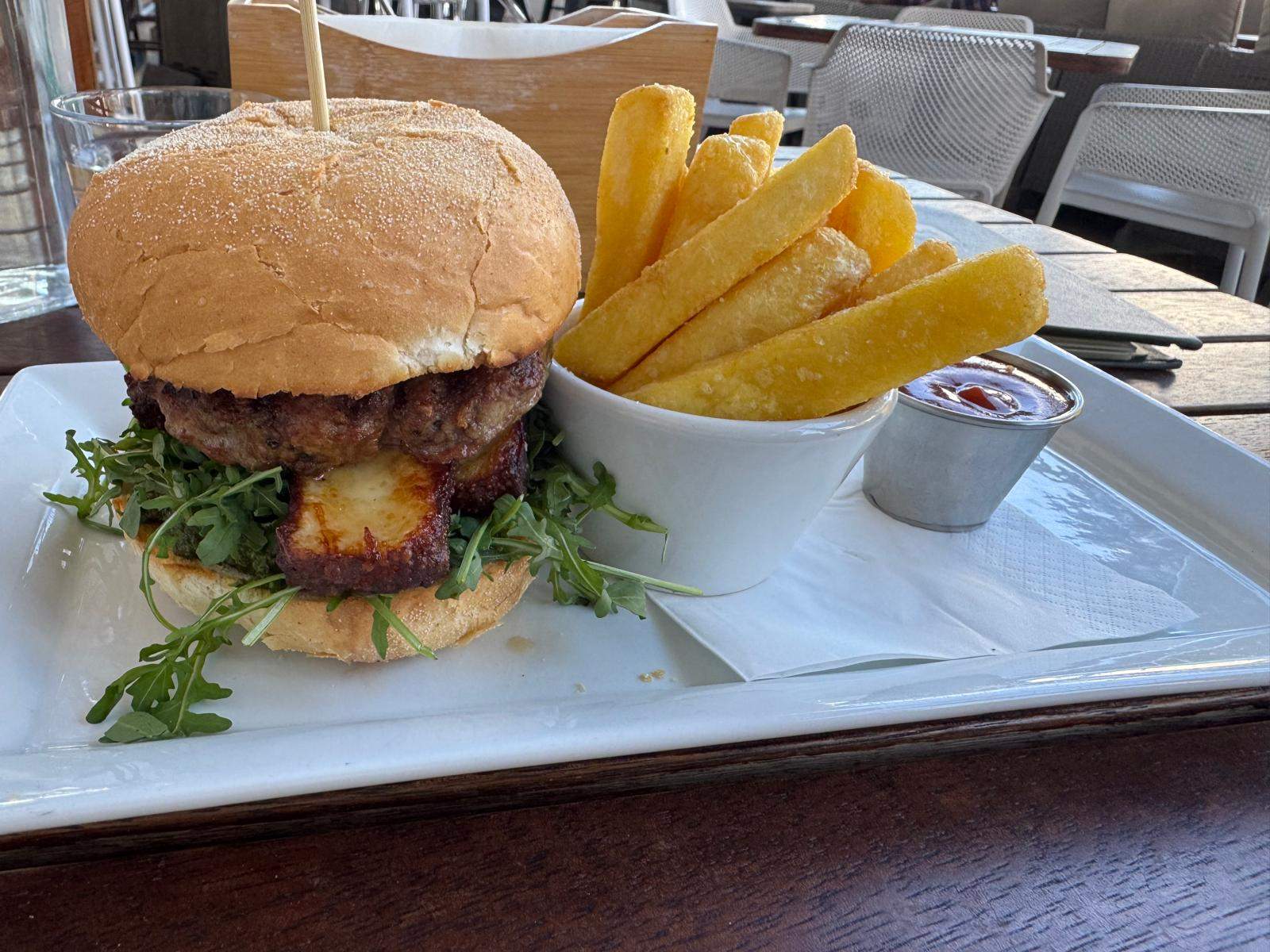 BIN44 Restaurant & Bar — photo 2