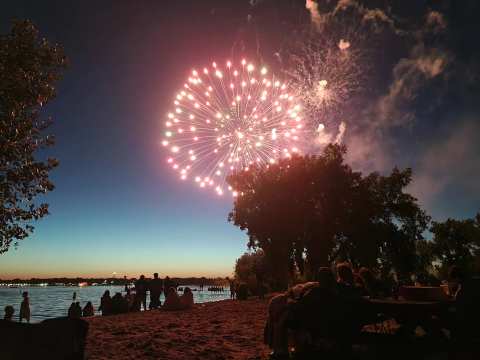 Waters Edge on Delavan Lake — photo 3