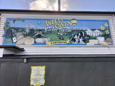 Wild Oats Bakery/Deli/Cafe — photo 5