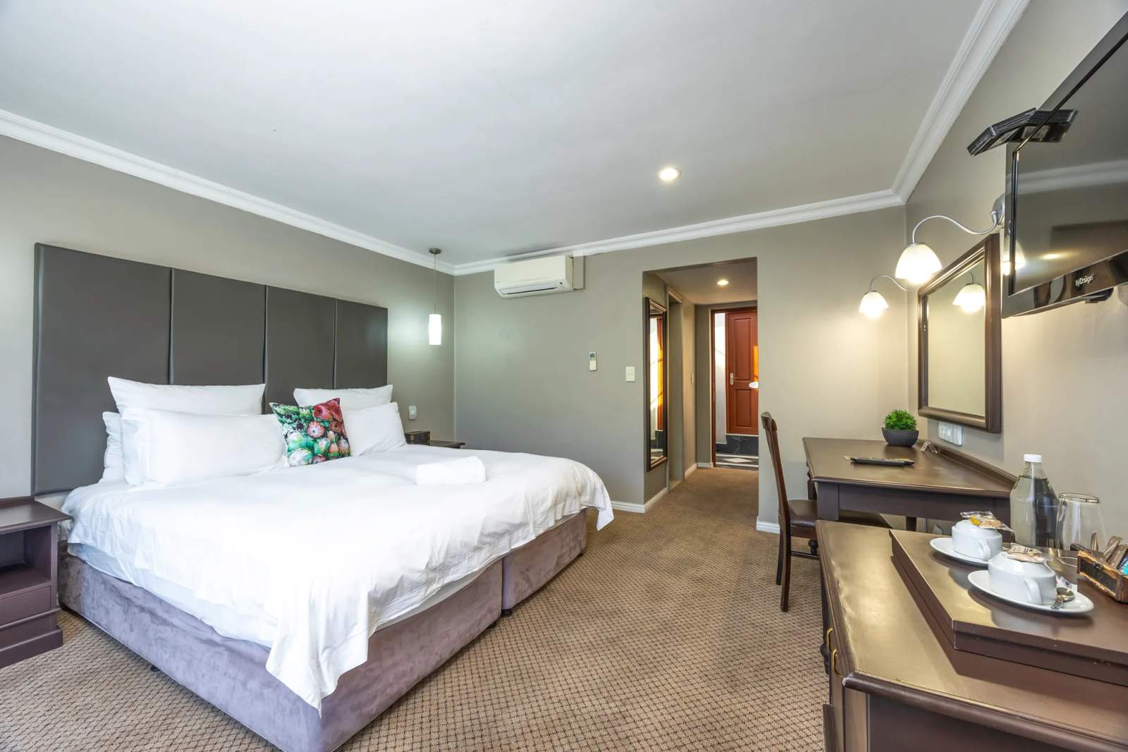 Ruslamere Hotel and Conference Centre — photo 1