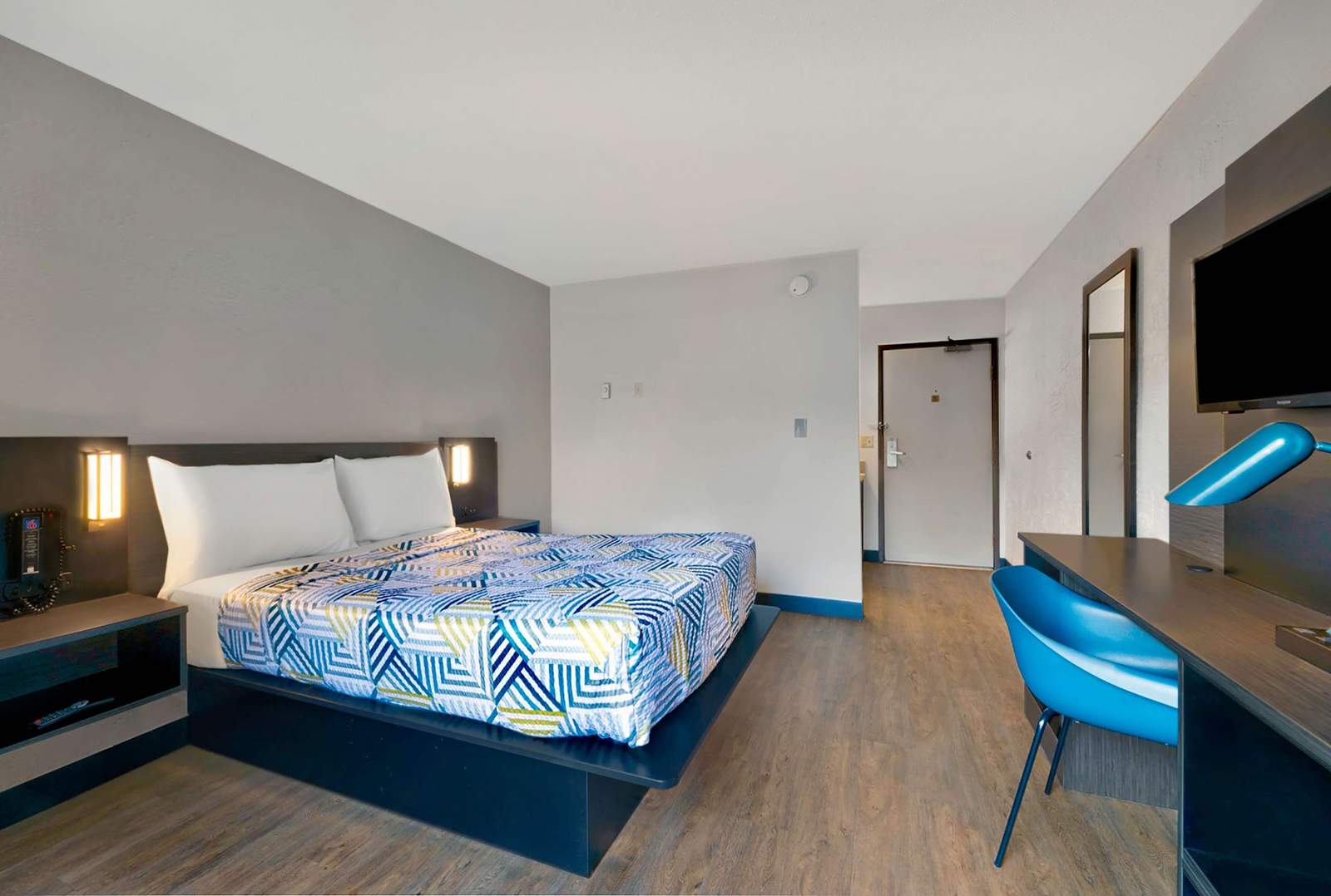 Motel 6 Oak Creek, WI — photo 2