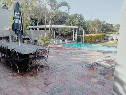 The Floridian Guesthouse — photo 3
