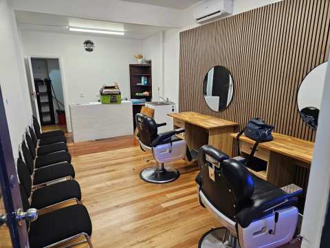 Downtown Barberz Newlands — photo 3