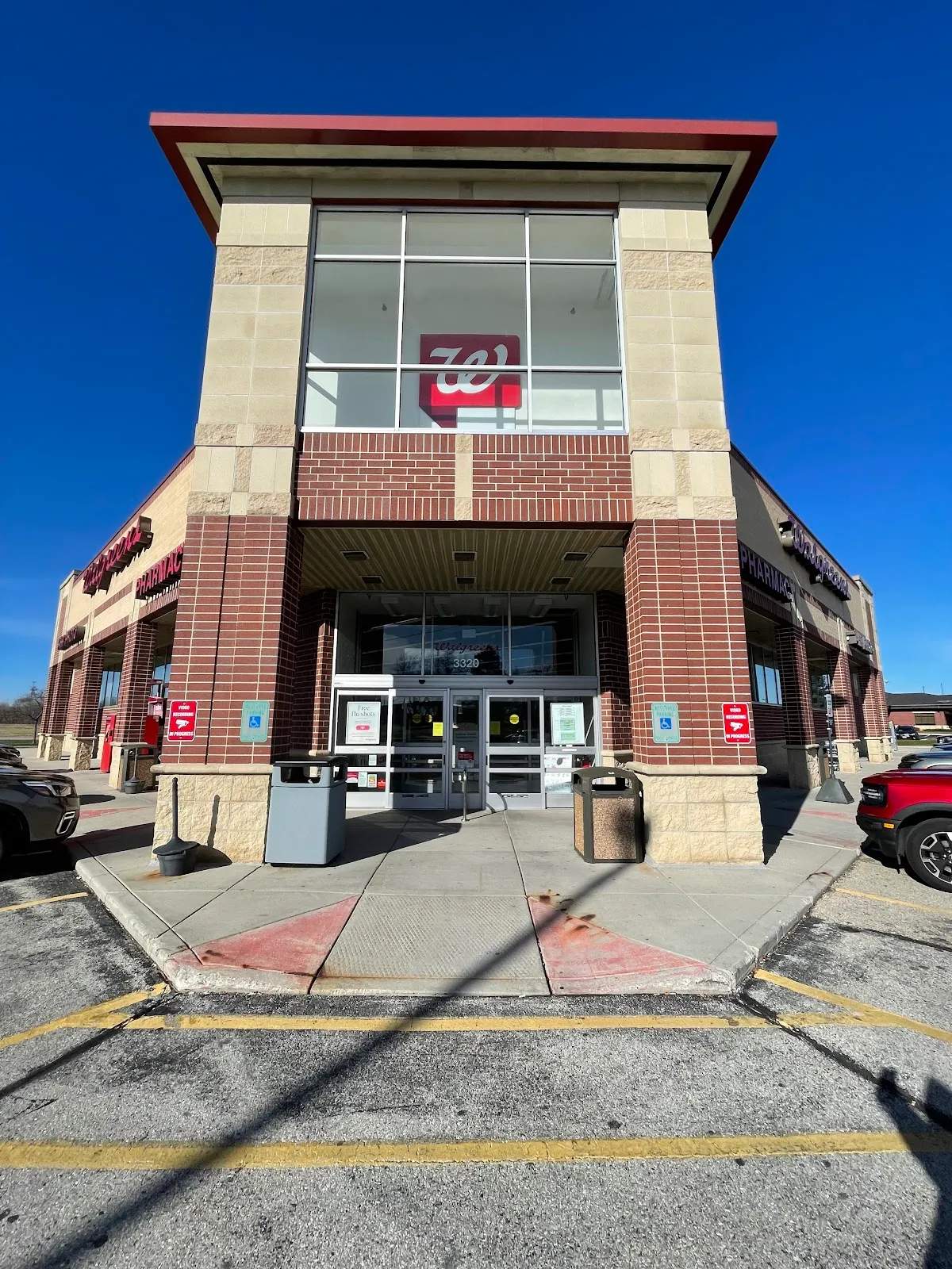 Walgreens — photo 1