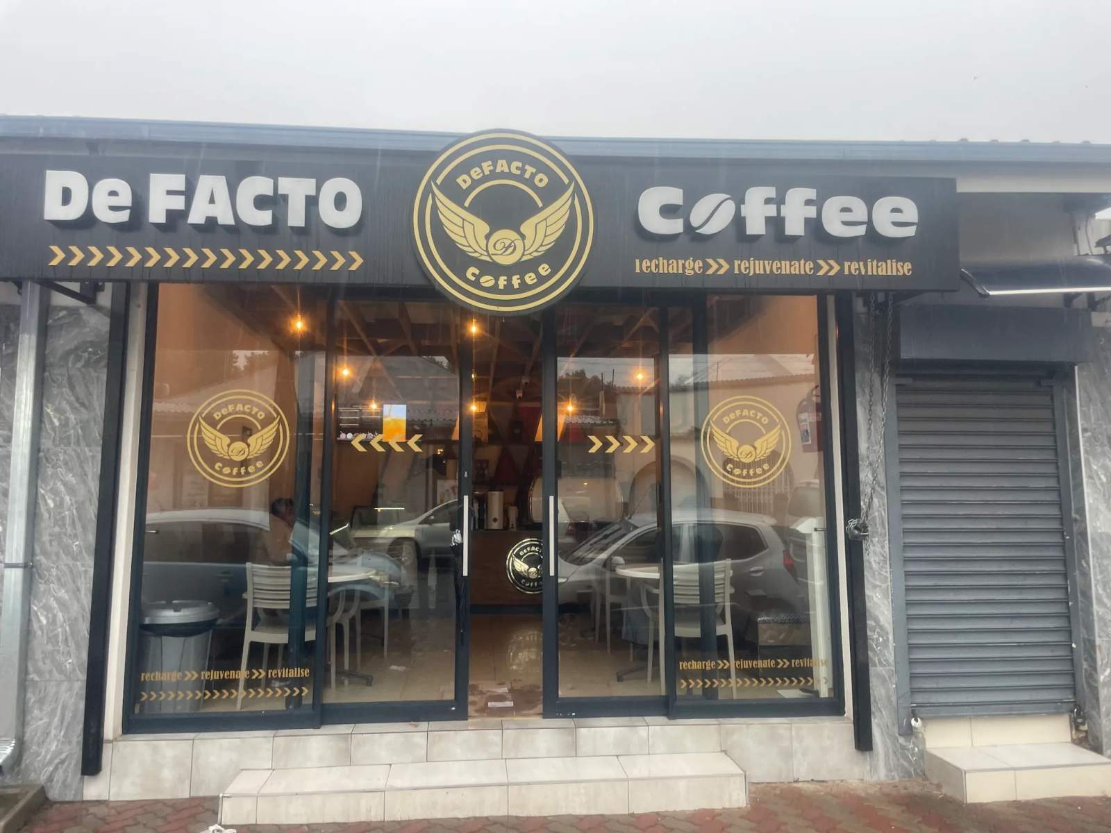 DE FACTO COFFEE — photo 2