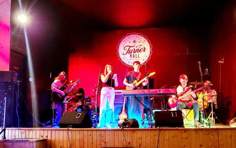 Humphrey's Turner Hall Bar & Grill — photo 3