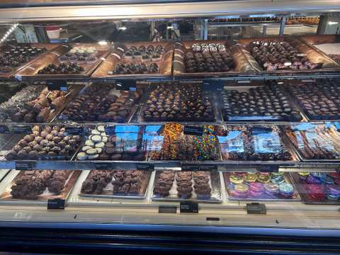 Amy's Candy Kitchen — photo 3