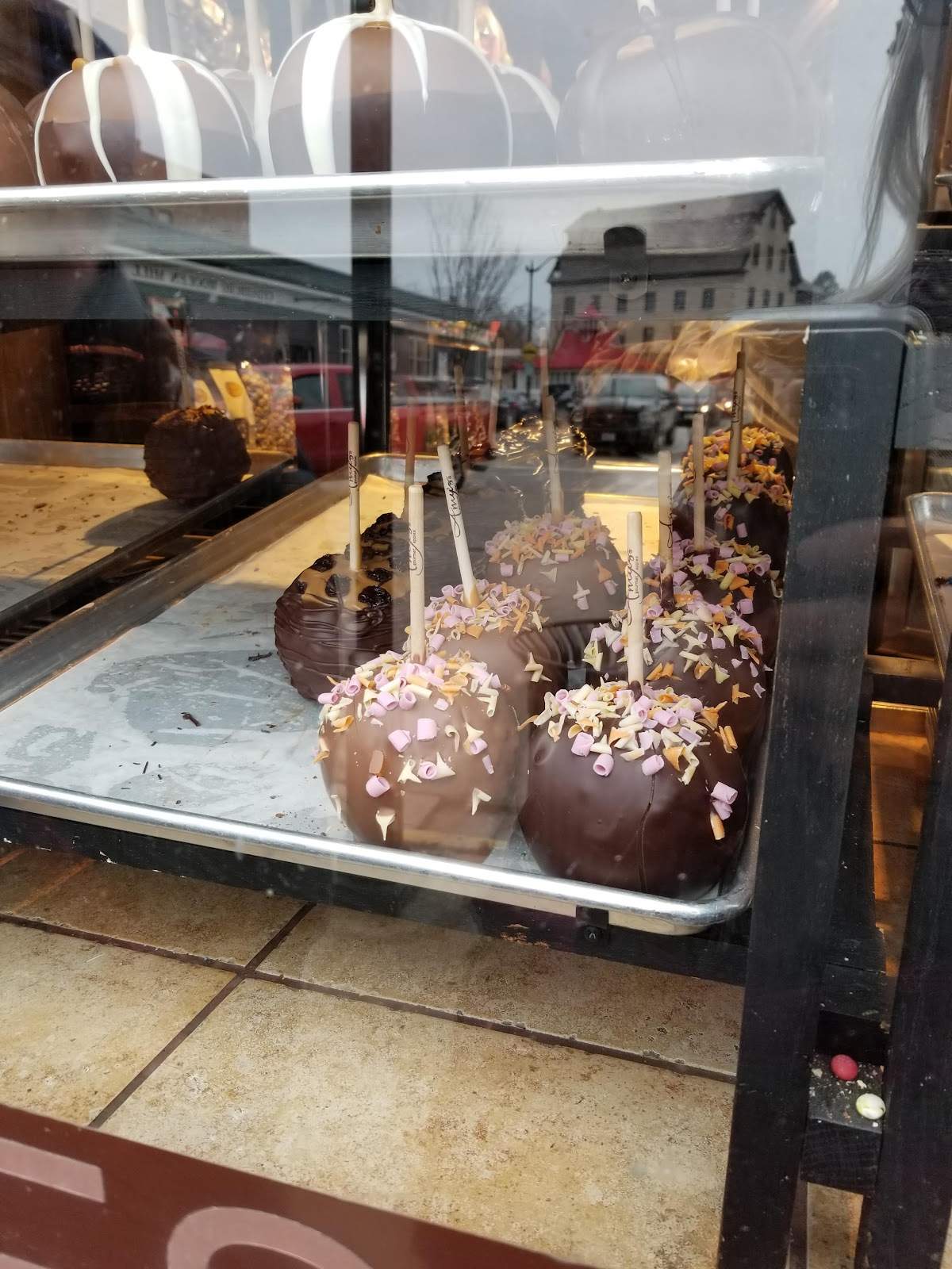 Amy's Candy Kitchen — photo 4
