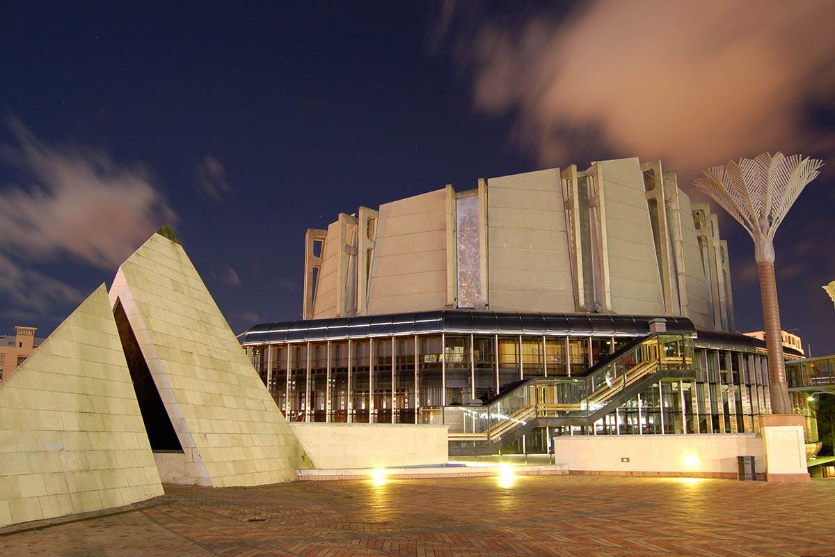 Michael Fowler Centre — photo 1