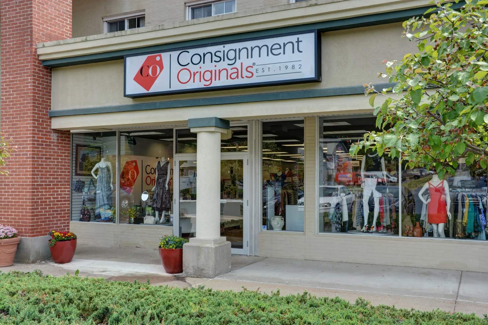 Consignment Originals — photo 1