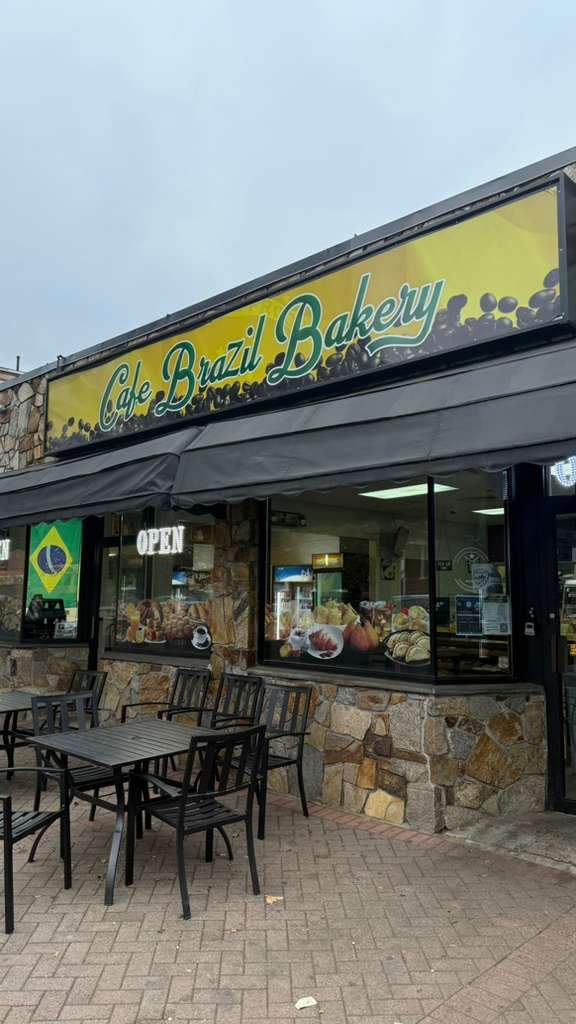 Cafe Brazil Bakery - Brazilian bakery in Hartford — photo 1